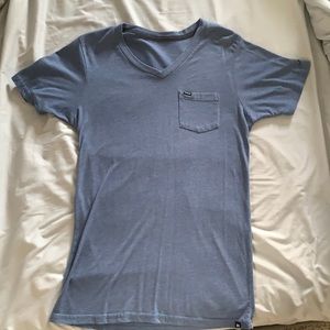 Men’s Hurley v neck fitted tee